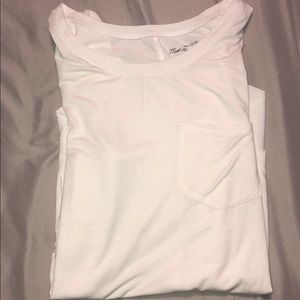 Hollister Tops - 🛍2/$15🛍Hollister Must Have Collection Hollister Tops - 🛍2/$15🛍Hollister Must Have Collection